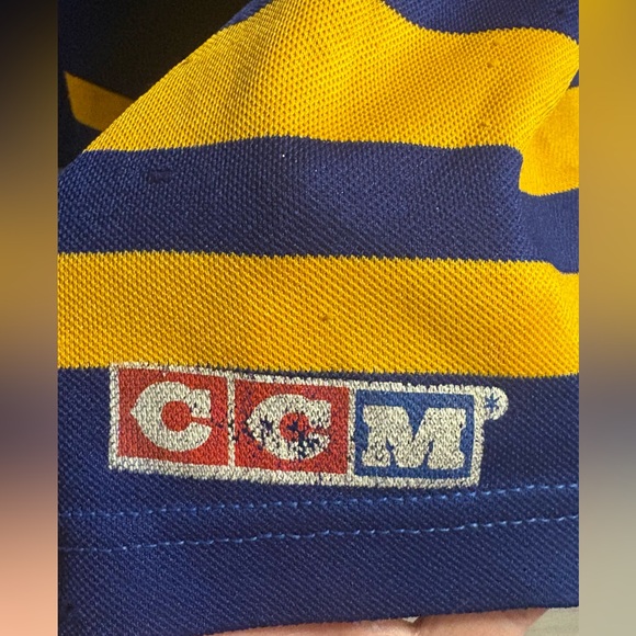 Vintage Buffalo Sabers CCM Jersey - Picture 9 of 9